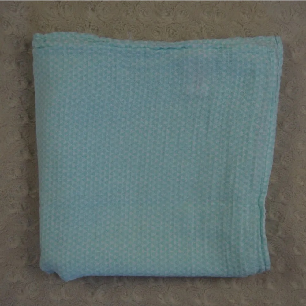 Gymboree Newborn Essentials Baby Swaddle Blanket Aqua Blue White Triangle Print